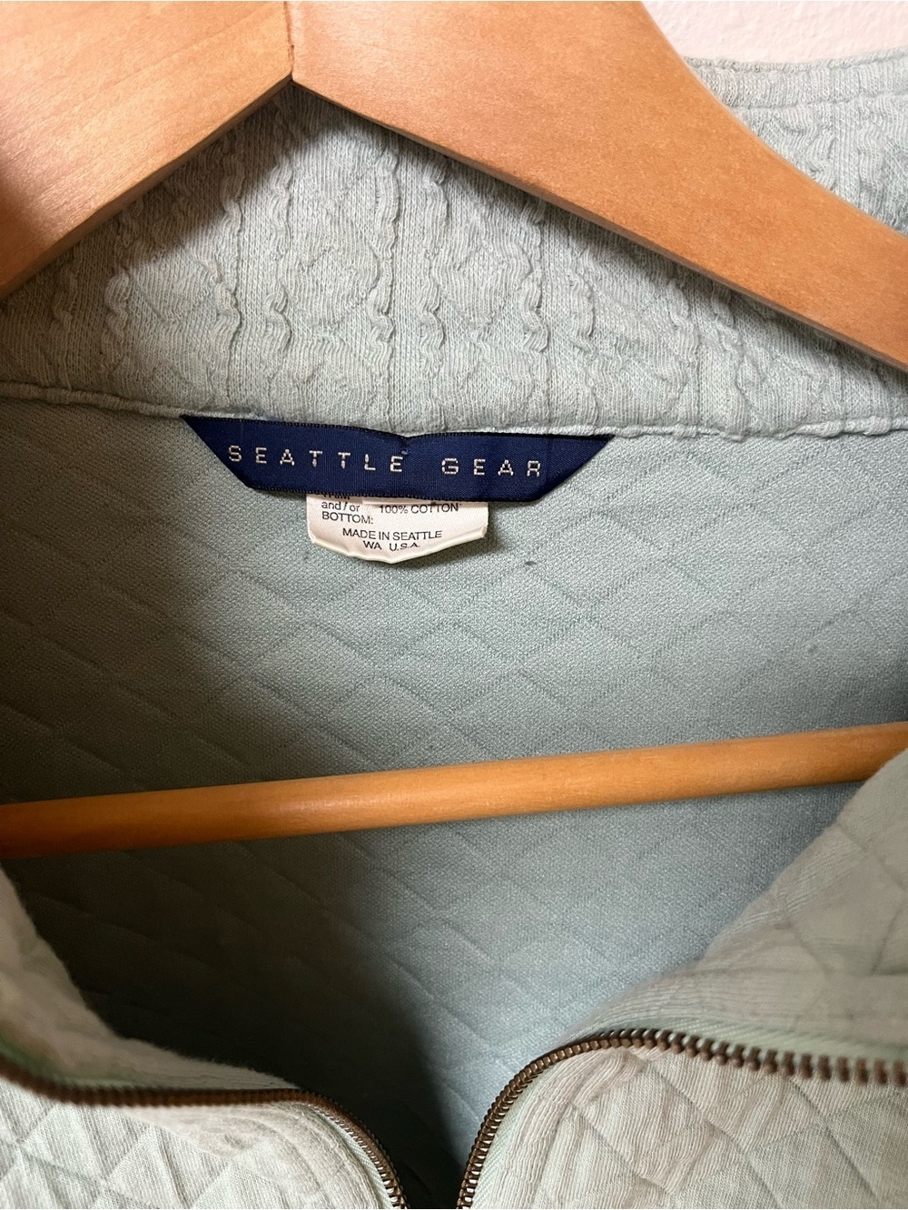Seattle Gear quilted quarter zip cotton top women’s size M - Picture 2 of 4